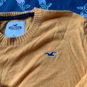 Hollister Yellow sweater